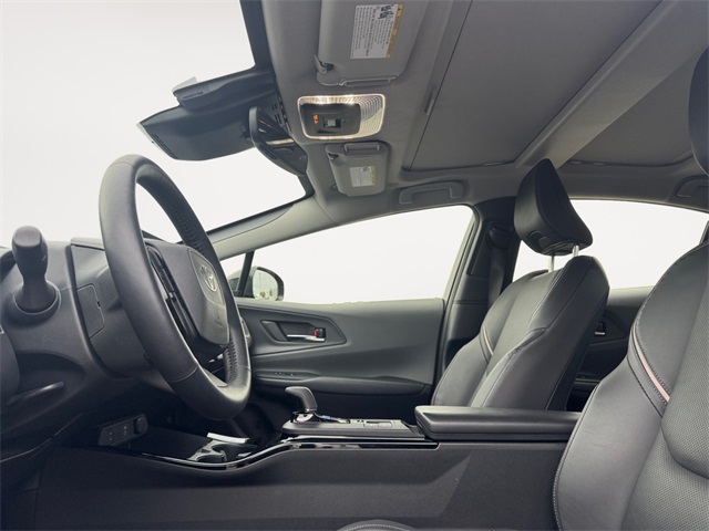 2023 Toyota Prius XLE photo 9