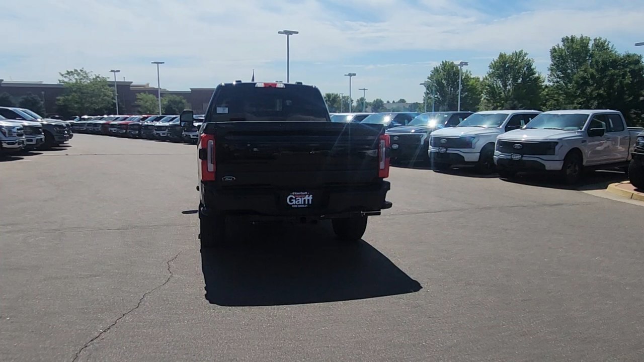 2025 Ford F-350 Platinum photo 3