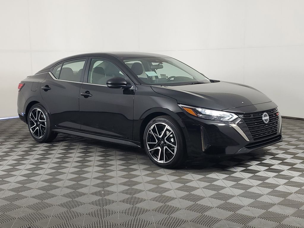 2025 Nissan Sentra SR photo 2