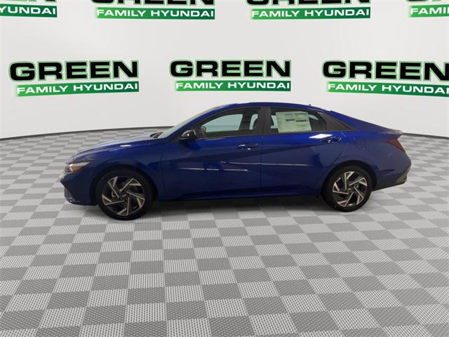 2025 Hyundai Elantra SEL Sport photo 11