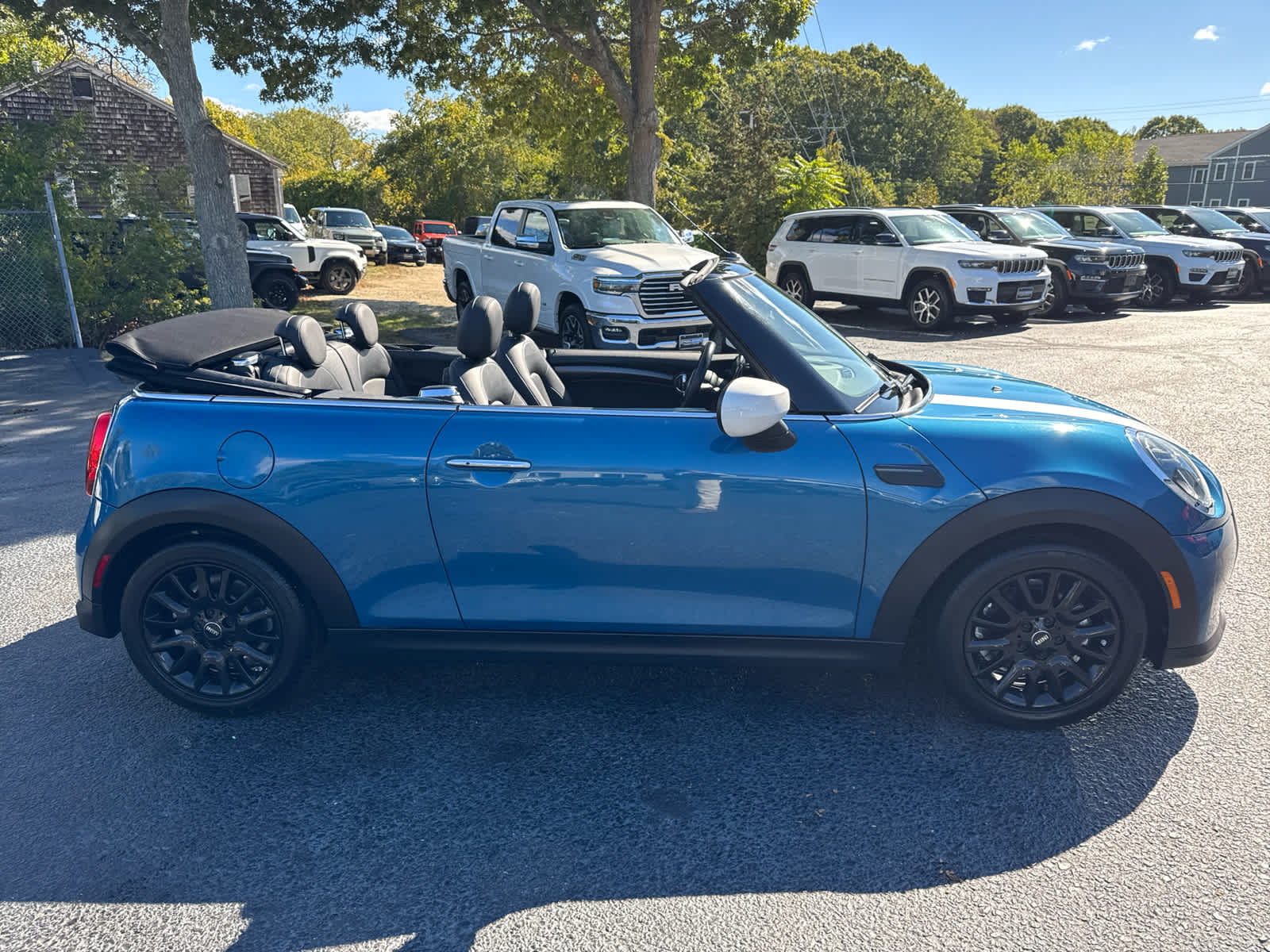 2022 Mini Cooper Convertible photo 3