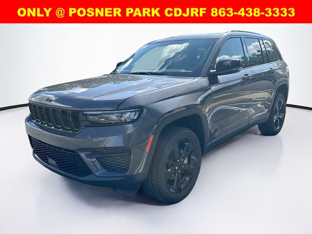 2025 Jeep Grand Cherokee Altitude's photo