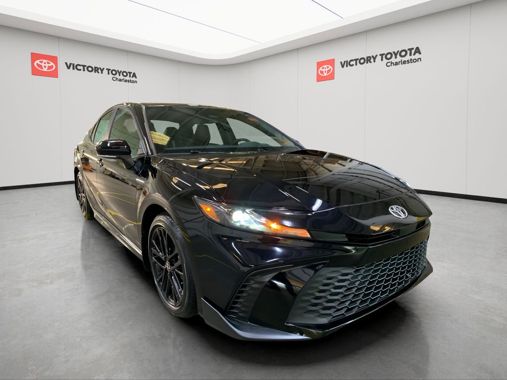 2026 Toyota Camry SE photo 7