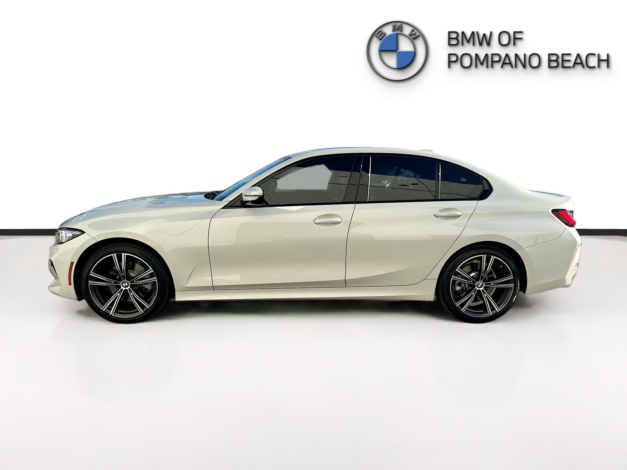 2023 Bmw 330i 3-Series photo 4