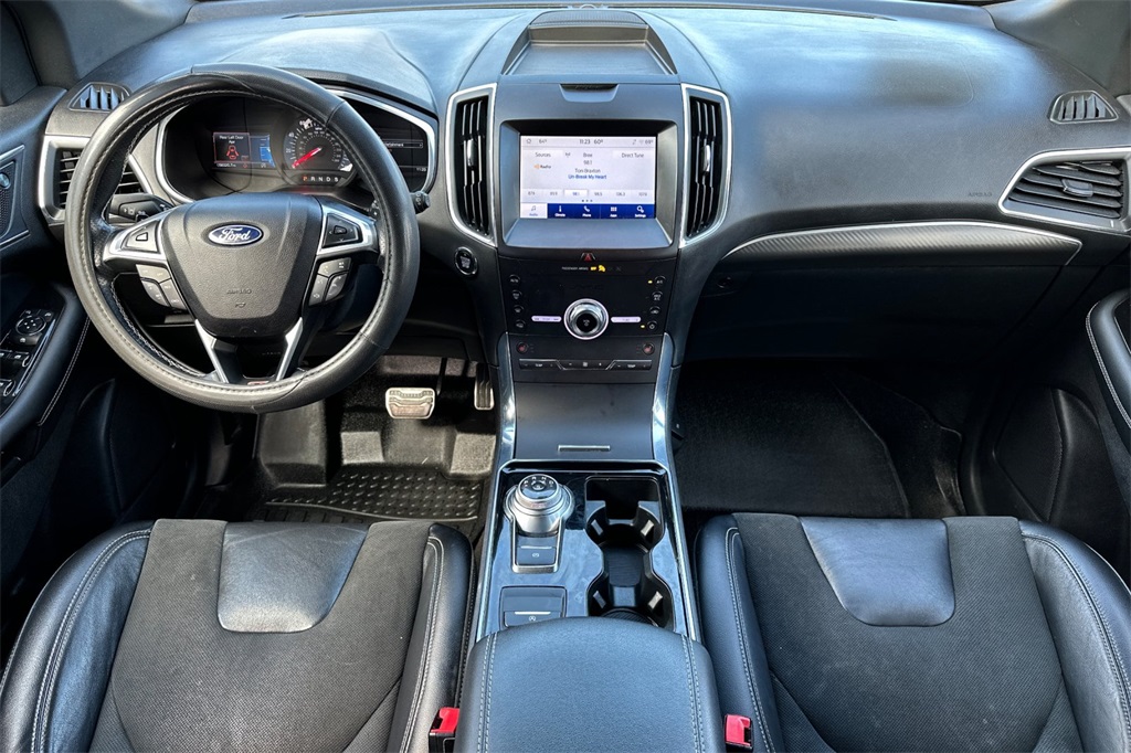 2020 Ford Edge ST photo 12