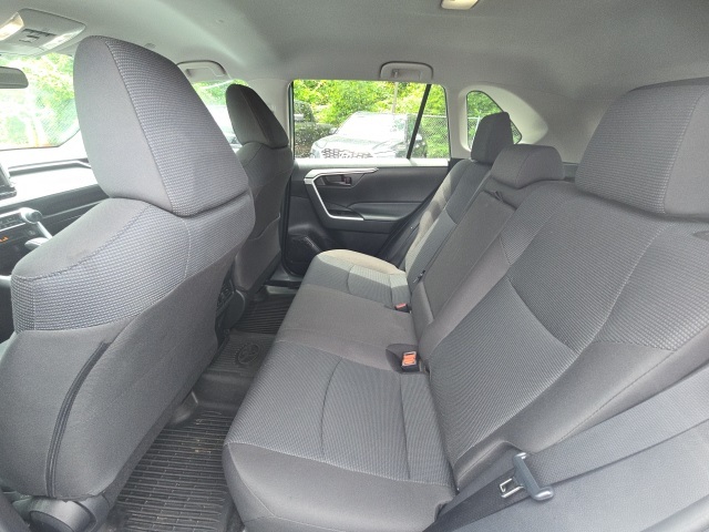 2024 Toyota RAV4 LE photo 11