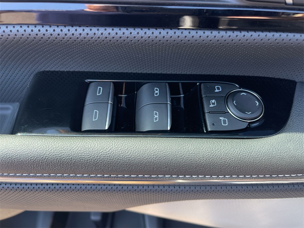 2024 Gmc Sierra EV Denali Edition 1 photo 28
