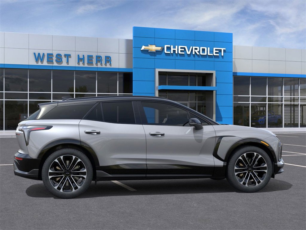 2026 Chevrolet Blazer EV photo 2