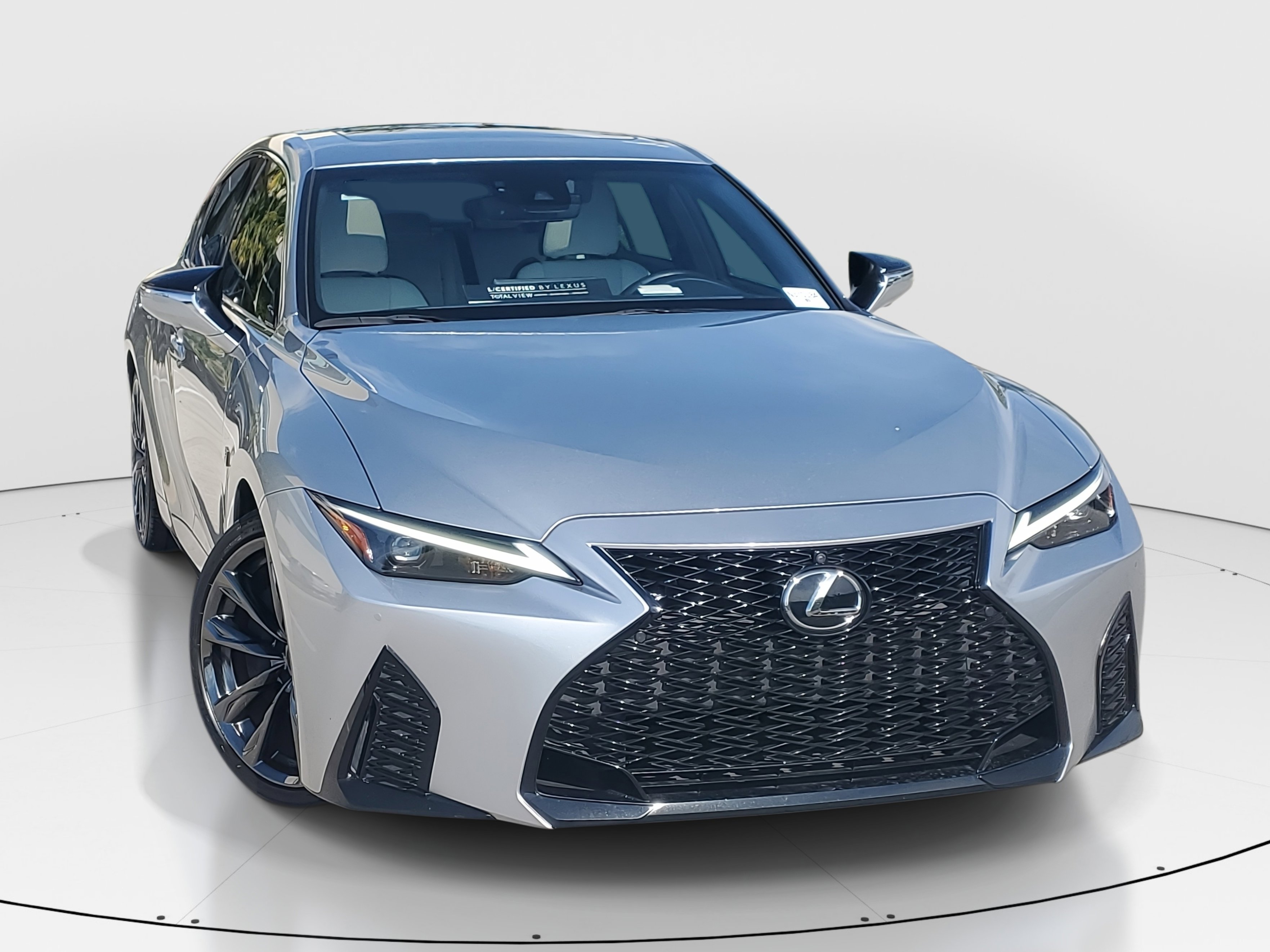 2023 Lexus IS 350 F SPORT photo 3