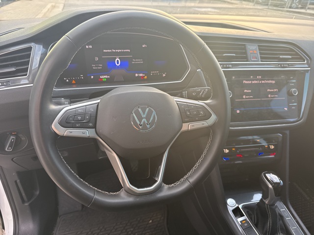 2022 Volkswagen Tiguan SE photo 7
