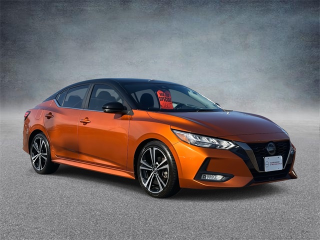 2020 Nissan Sentra SR's photo