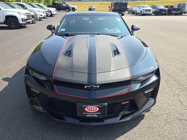 2016 Chevrolet Camaro 2SS photo 2