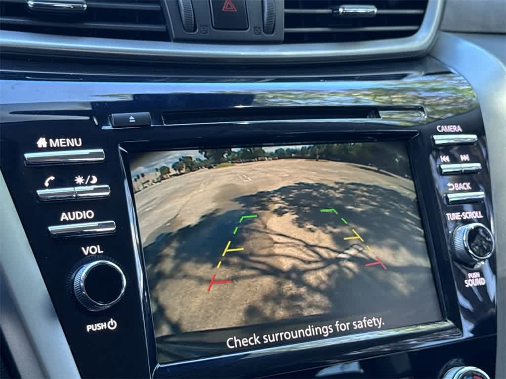 2023 Nissan Murano SV photo 17