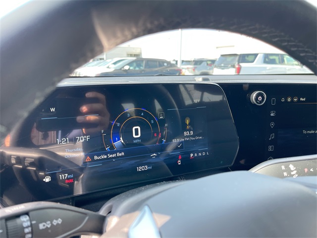 2025 CHEVROLET EQUINOX - Image 11