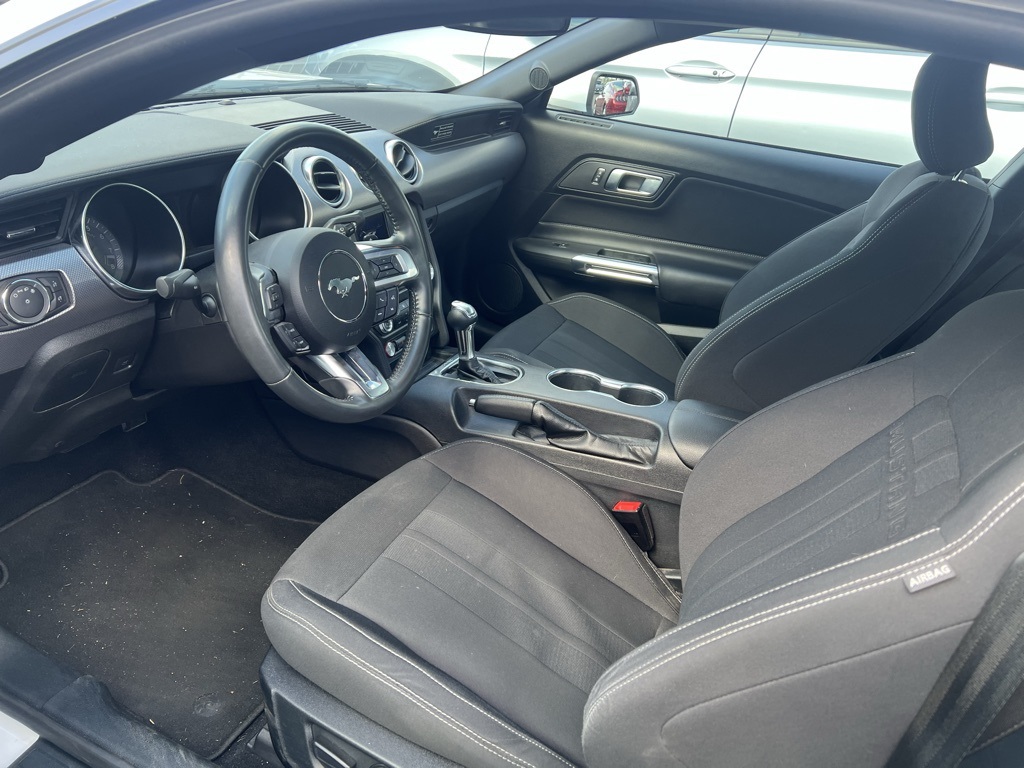 2020 Ford Mustang GT photo 5
