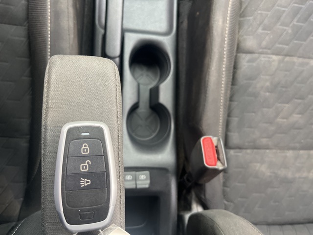 2021 Nissan Kicks S photo 15
