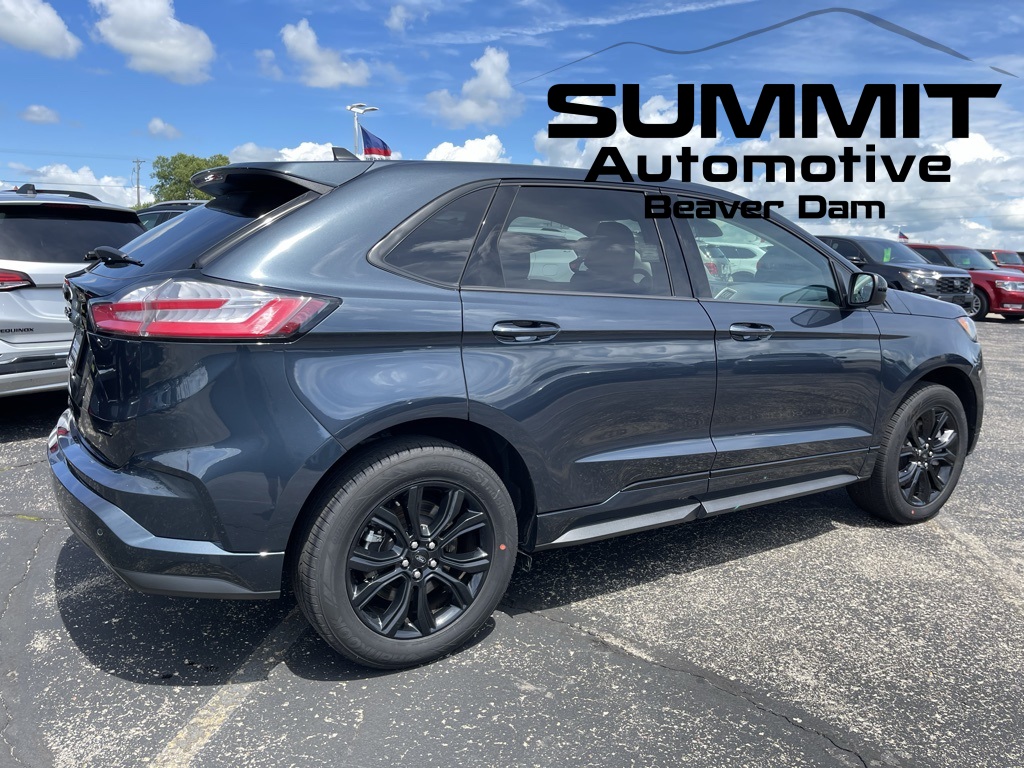 2024 Ford Edge SE photo 4