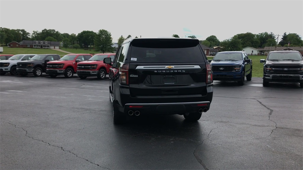 2023 Chevrolet Suburban High Country photo 6
