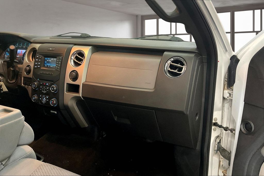 2014 Ford F-150 XLT photo 14