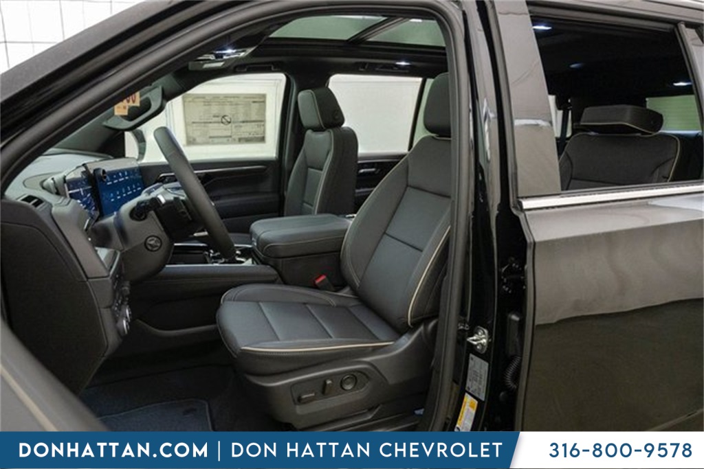 2026 Chevrolet Tahoe Premier photo 3
