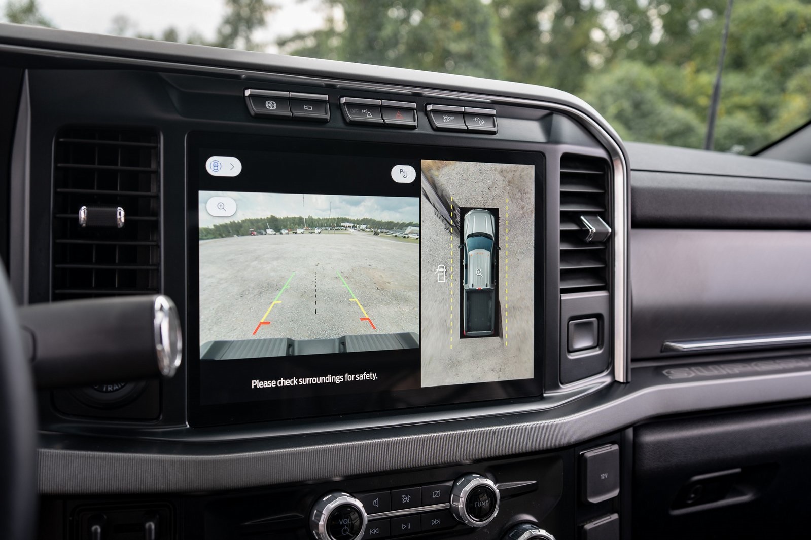 2024 Ford F-450 photo 39