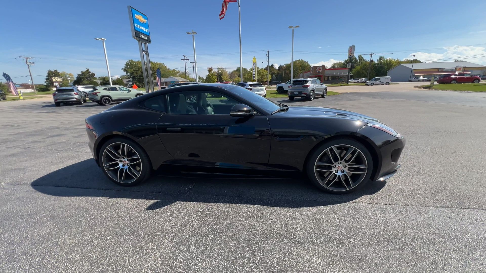 2016 Jaguar F-TYPE R photo 9