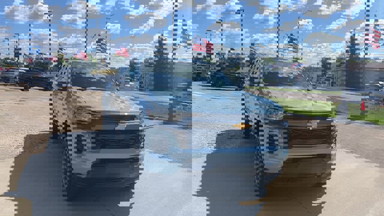 2026 Chevrolet Colorado LT photo 3