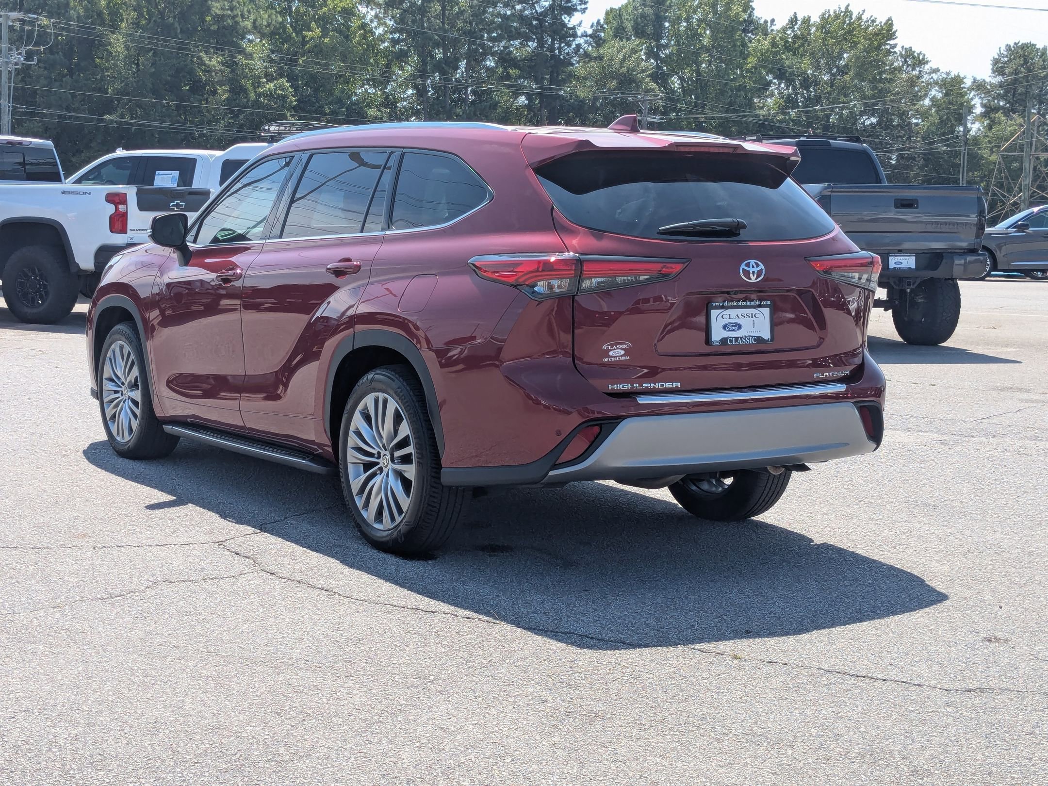 2022 Toyota Highlander Platinum photo 4