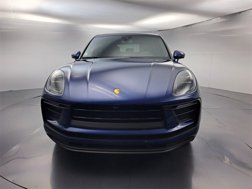 2022 Porsche Macan Base photo 10