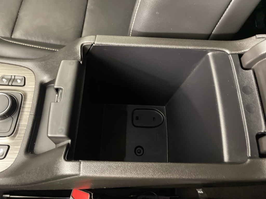 2023 Gmc Acadia SLT photo 32