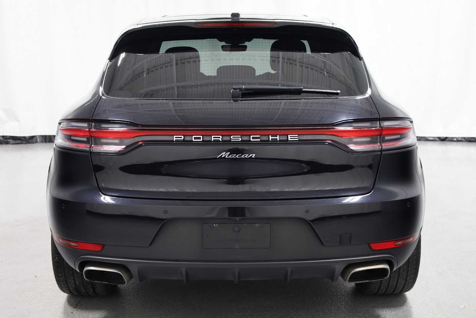 2021 Porsche Macan Base photo 7