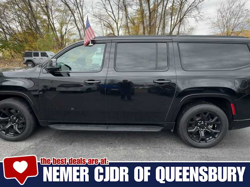 2024 Jeep Wagoneer L Series II Carbide photo 4