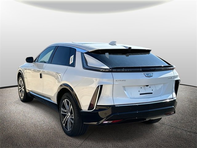 2025 Cadillac Lyriq Luxury photo 4