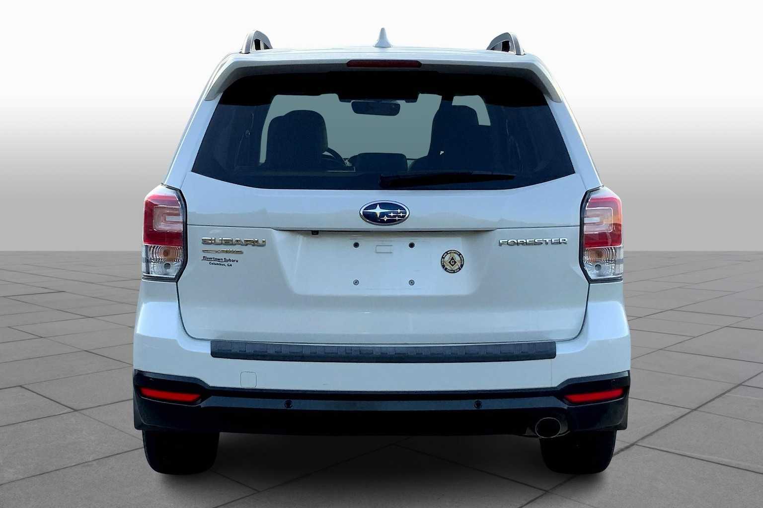 2018 Subaru Forester Limited photo 4