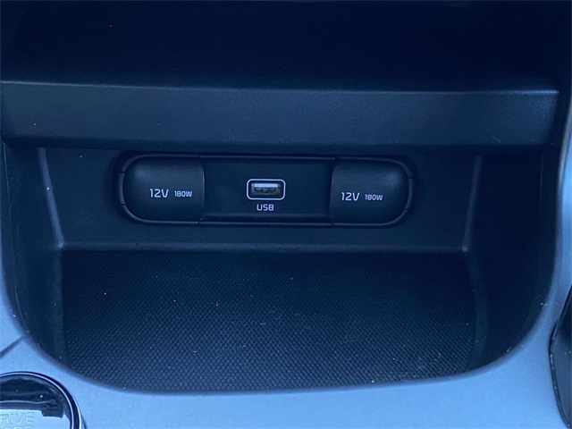 2021 Kia Seltos S photo 23
