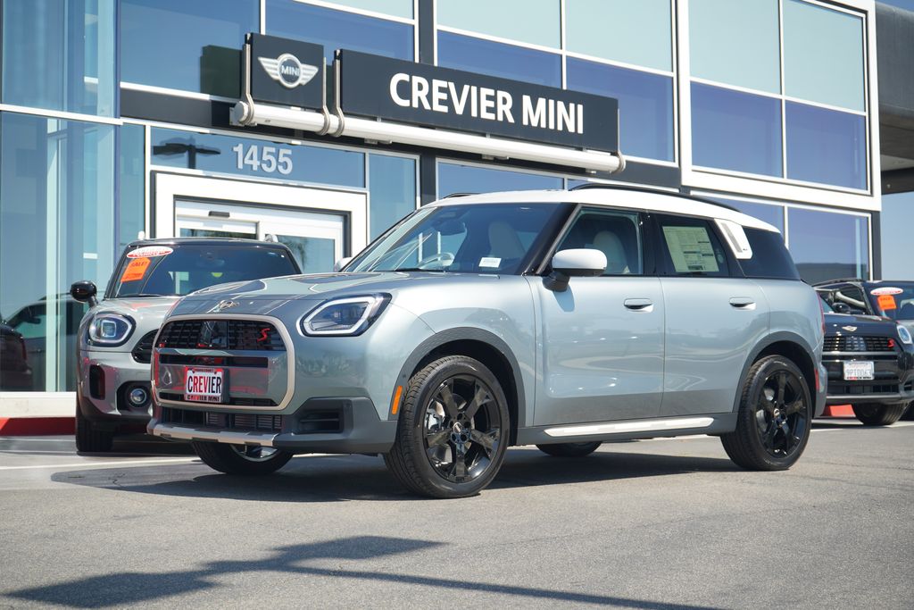 2026 MINI Countryman S's photo