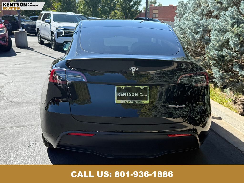 2023 Tesla Model Y Performance photo 7