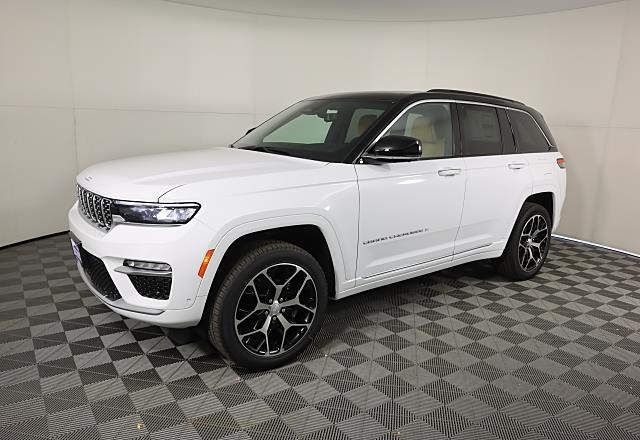 2025 Jeep Grand Cherokee Summit Reserve's photo
