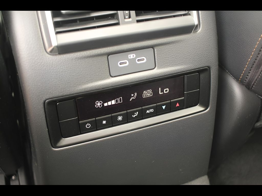 2025 Mazda CX-90 Preferred photo 17