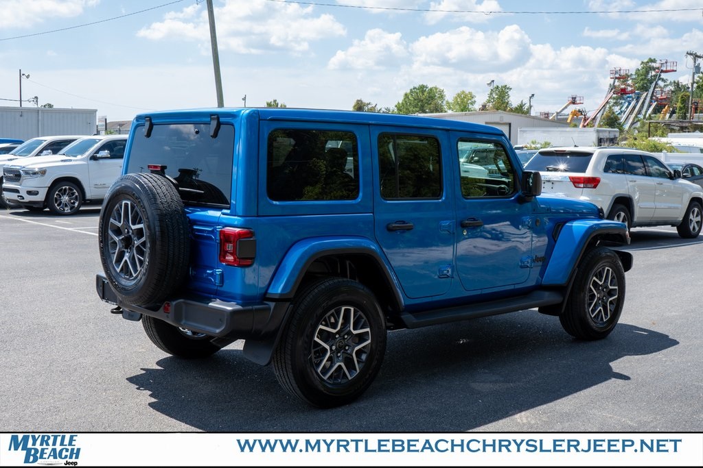 2025 Jeep Wrangler Sahara photo 6