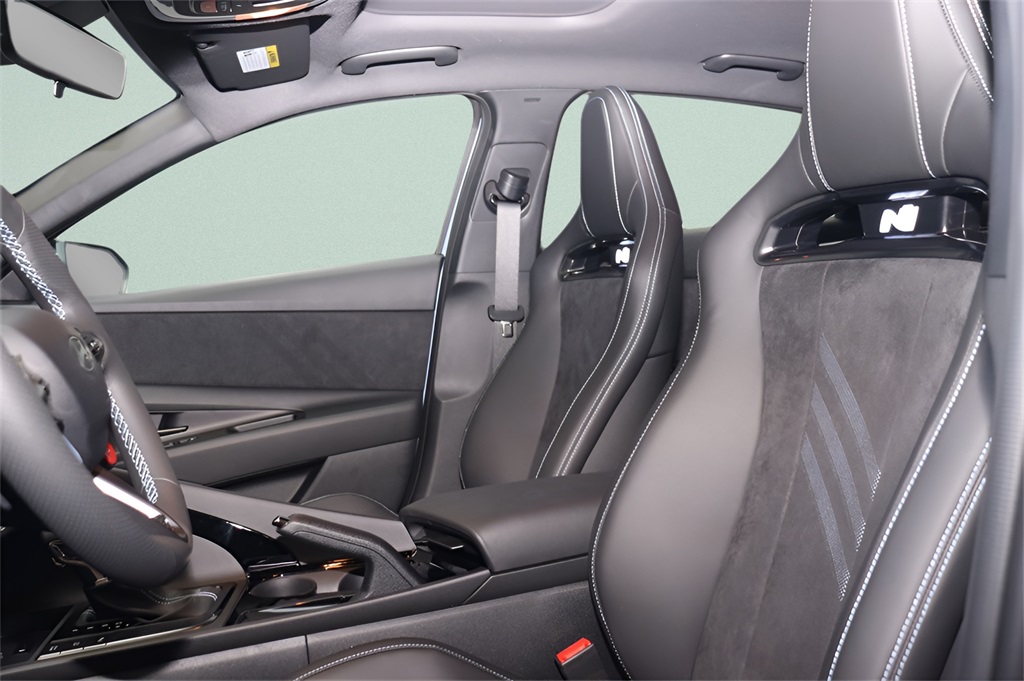 2025 Hyundai Elantra N Base photo 6