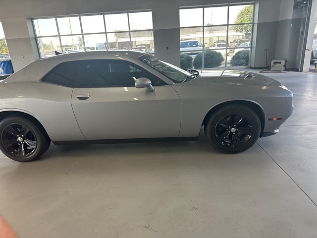 2018 Dodge Challenger SXT photo 10