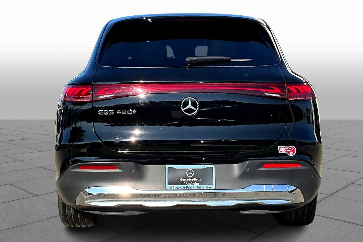 2023 Mercedes Benz EQS SUV 450 photo 4
