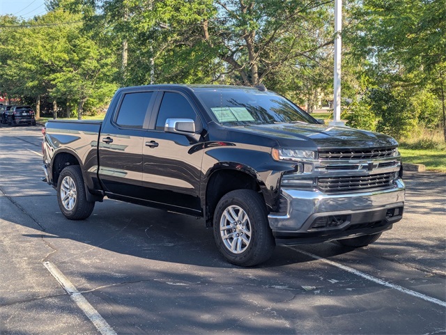 2019 Chevrolet Silverado 1500 LT photo 4