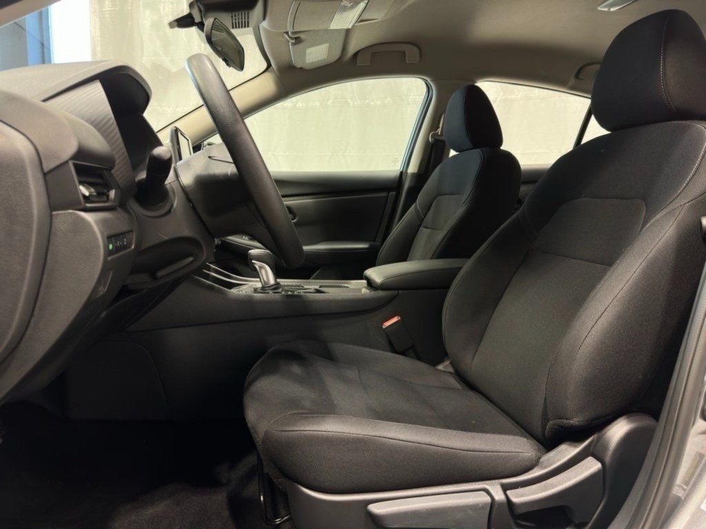 2025 Nissan Sentra S photo 17