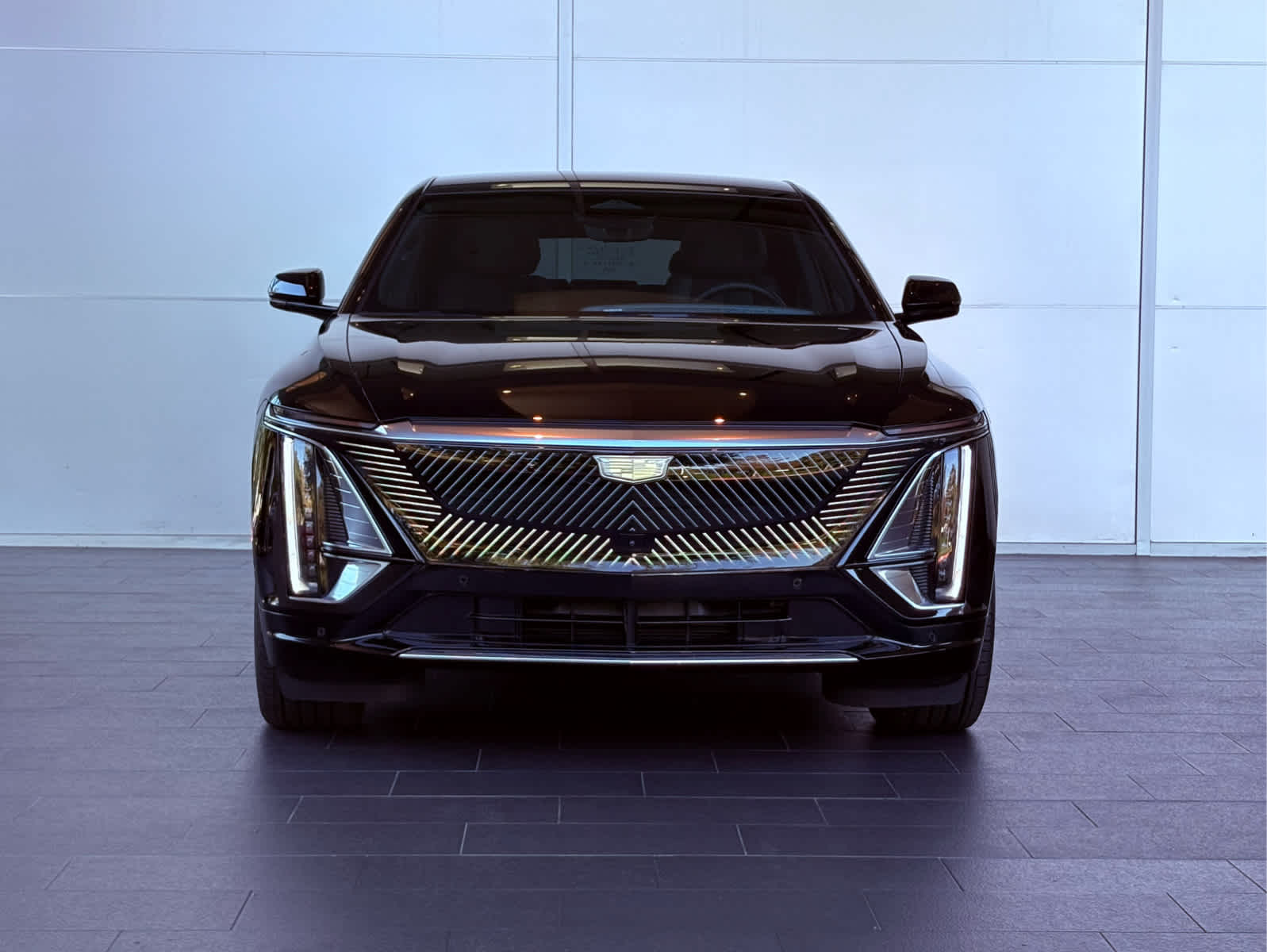 Certified 2024 Cadillac LYRIQ Luxury 3 with VIN 1GYKPSRL0RZ140386 for sale in Houston, TX