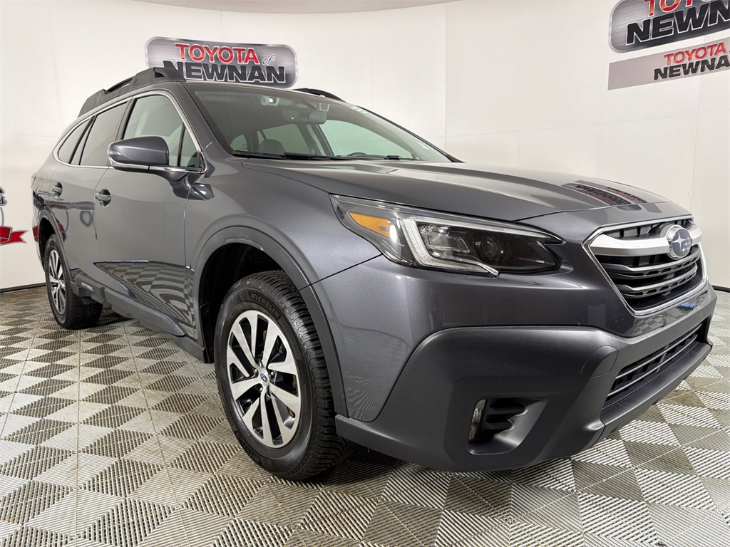2020 Subaru Outback Premium's photo