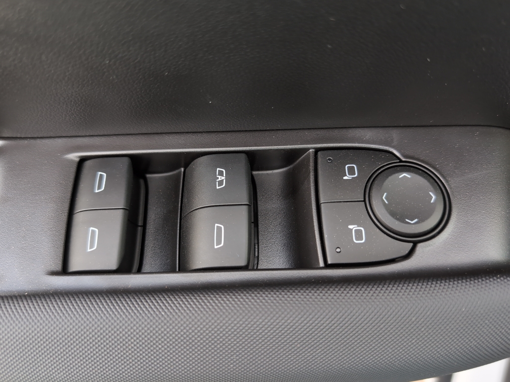 2025 Chevrolet Colorado Z71 photo 26