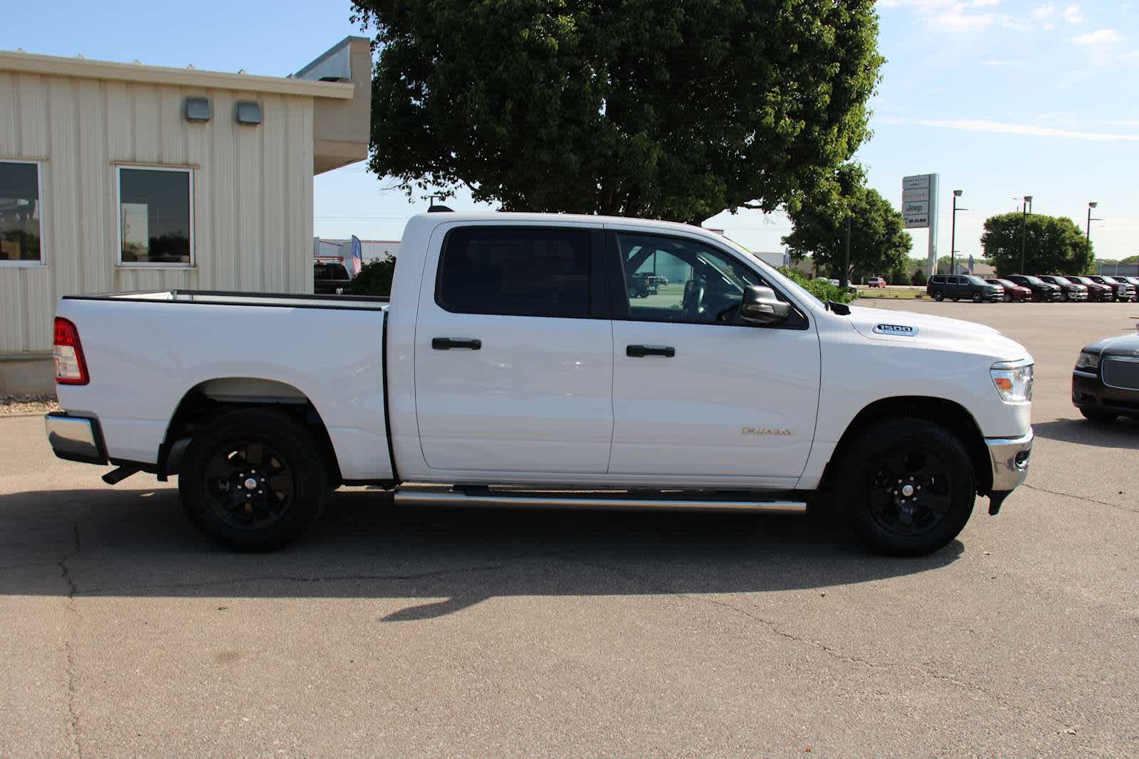 2024 Ram 1500 Big Horn photo 3