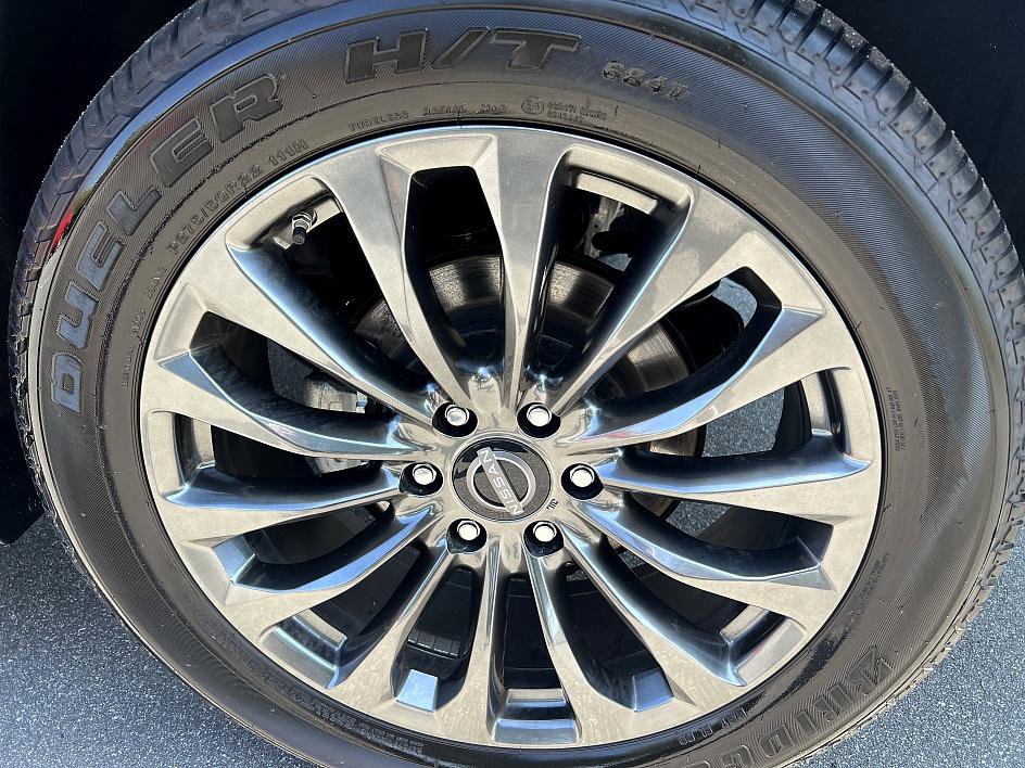 2024 Nissan Armada Platinum photo 10
